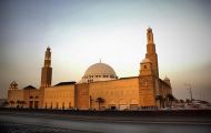 “الشؤون الإسلامية: لا صحة لتحديد تاريخ معين لإعادة فتح المساجد.. وقرار التعليق ما زال سارياً
