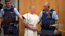 نيوزيلندا: تأجيل محاكمة المتهم بمذبحة “كرايستشيرش” بسبب تزامنها مع شهر رمضان