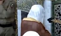 بالفيديو.. «الحذيفي» يعود لإمامة المصلين بالمسجد النبوي بعد شفائه