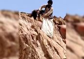 الرحالة السعودي يروي تفاصيل مقطع «الراعي السوداني والتيس»(فيديو)