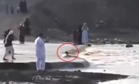“الدفاع المدني” ينشر فيديو لطفل كاد يغرق في مجرى أحد السيول ويوجه نصيحة للآباء